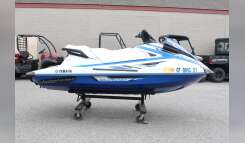 2020 Yamaha Waverunner Vx boat