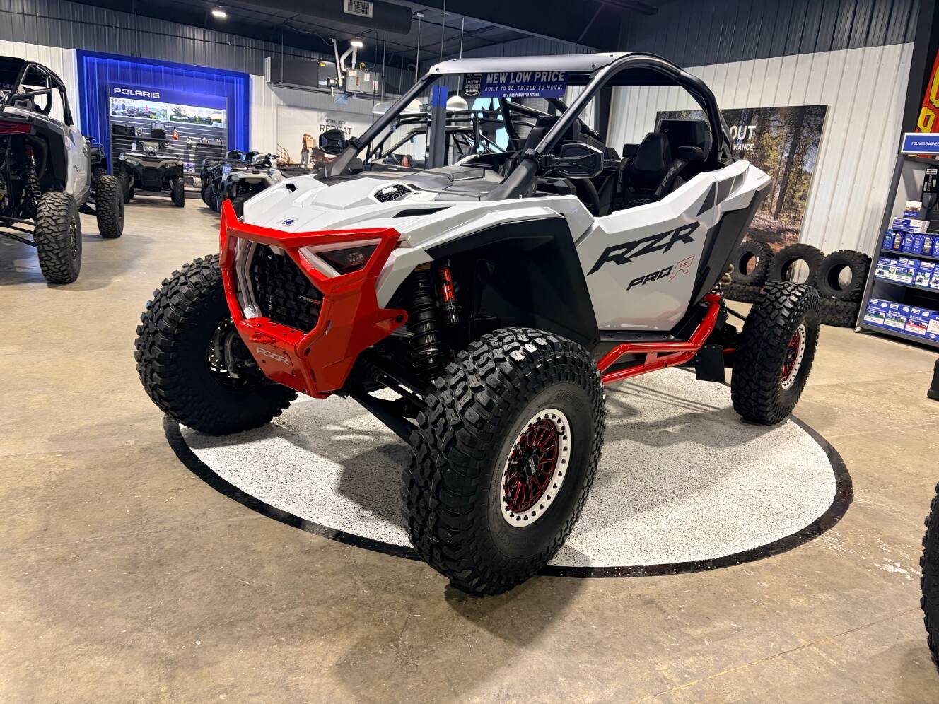 A photo of this 2026 Polaris RZR Pro R Ultimate
