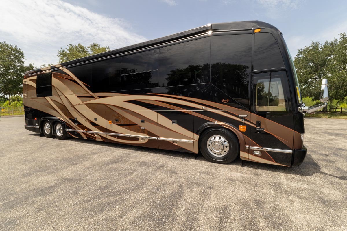 2017 Prevost MARATHON H3 45 in bradenton FL