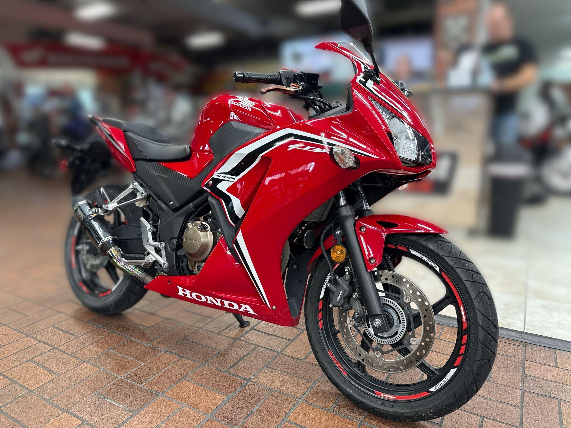 2022 Honda CBR300R ABS 300R ABS in Katy, TX