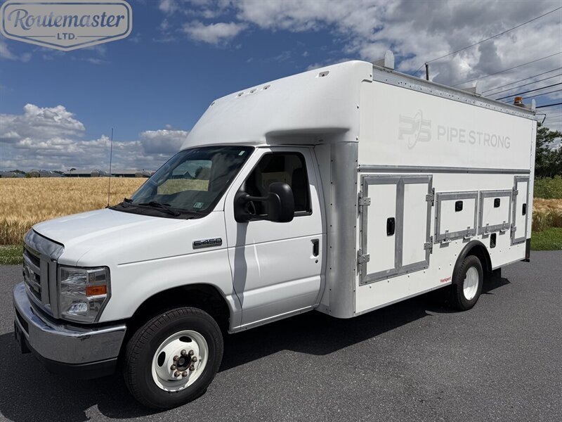 2019 FORD ECONOLINE in Mount Joy, PA