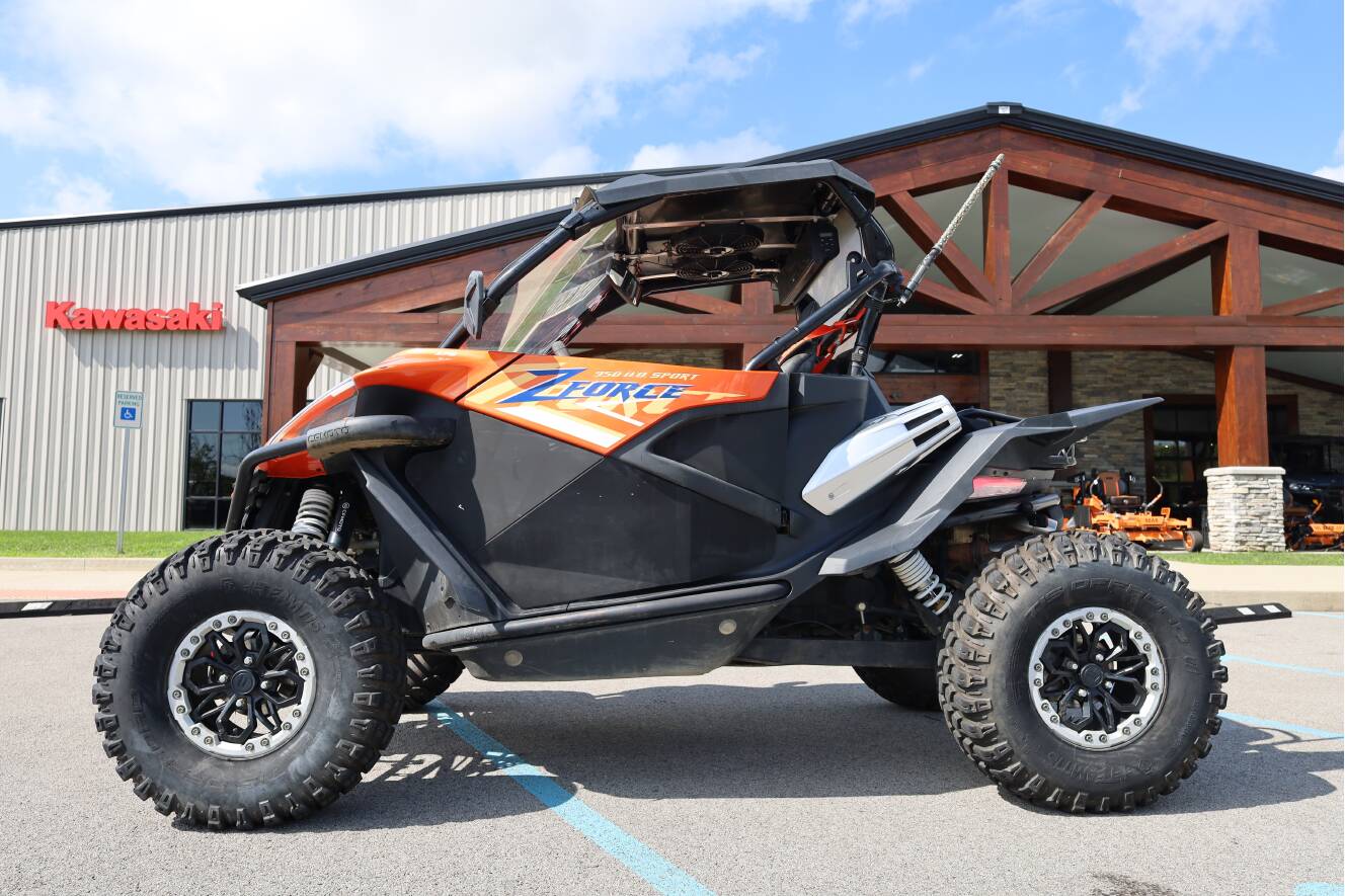 A photo of this 2023 CFMOTO ZForce 950 Sport