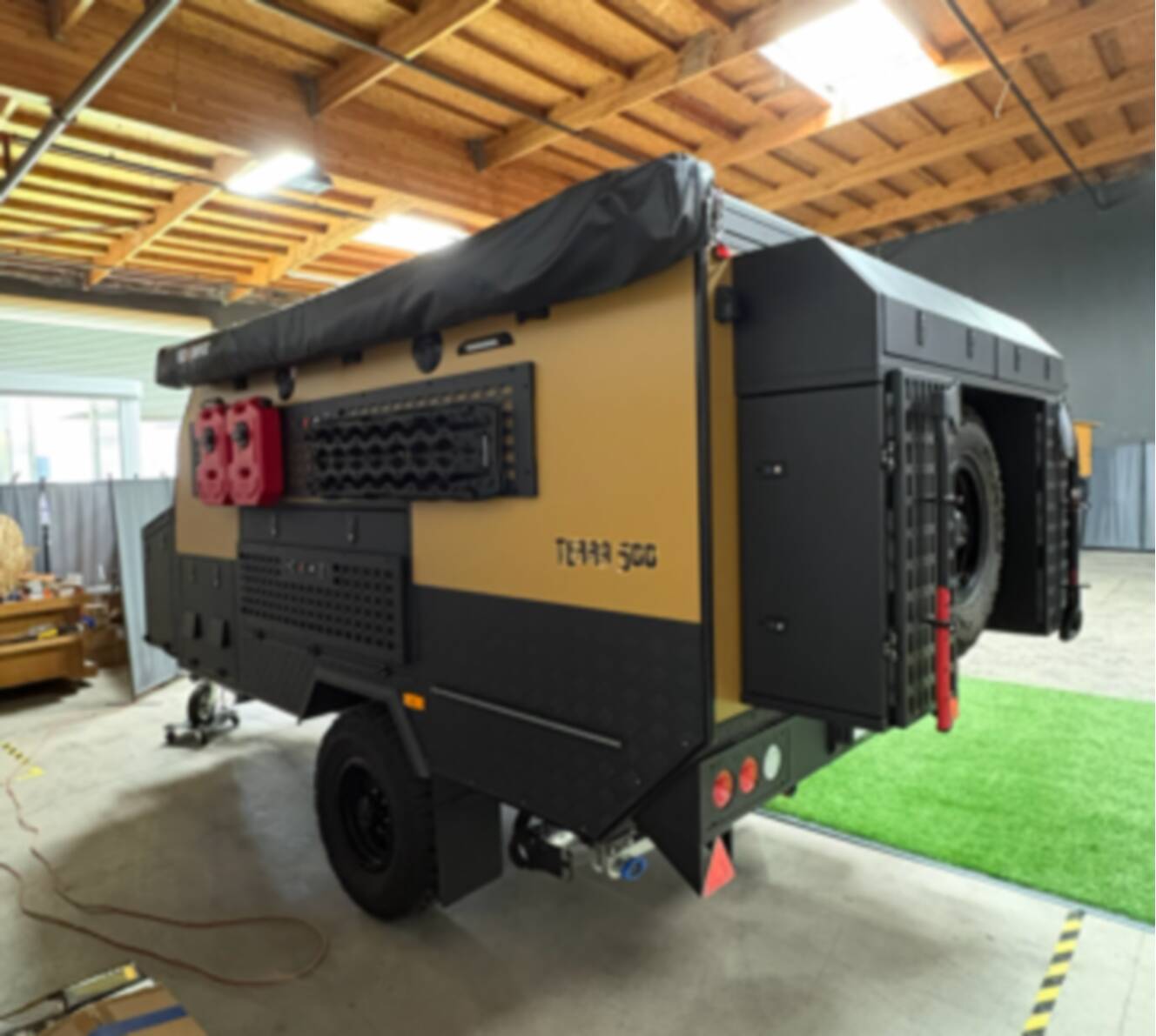 A photo of this 2026 Neo Camper Terra 500