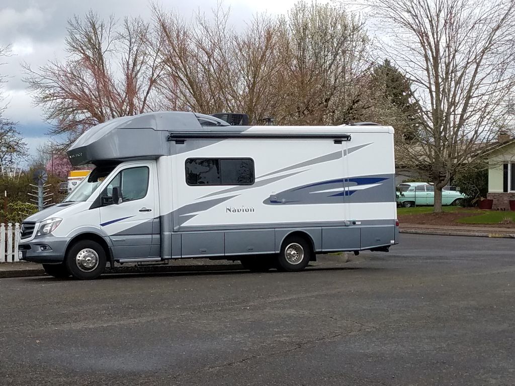 2018 Winnebago Navion 24D in eugene OR