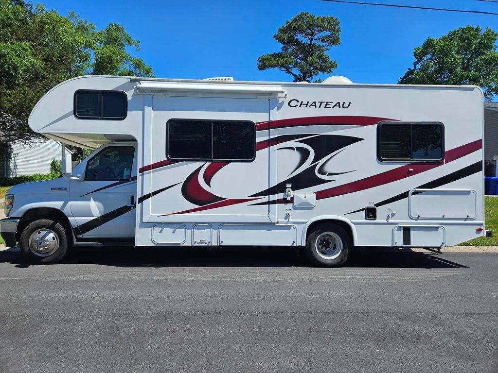 2022 Thor Motor Coach Chateau 25V in virginia beach VA