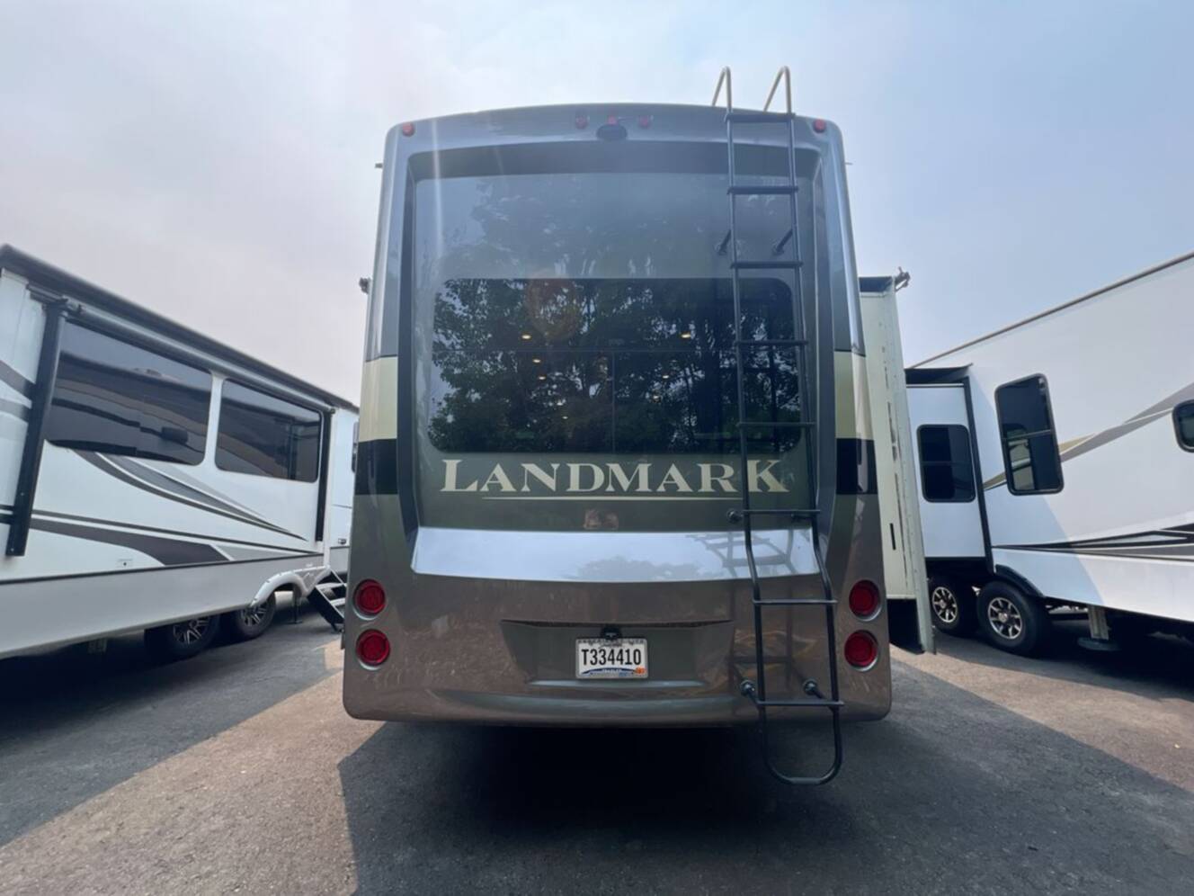 A photo of this 2018 Heartland LANDMARK 365 Oshkosh