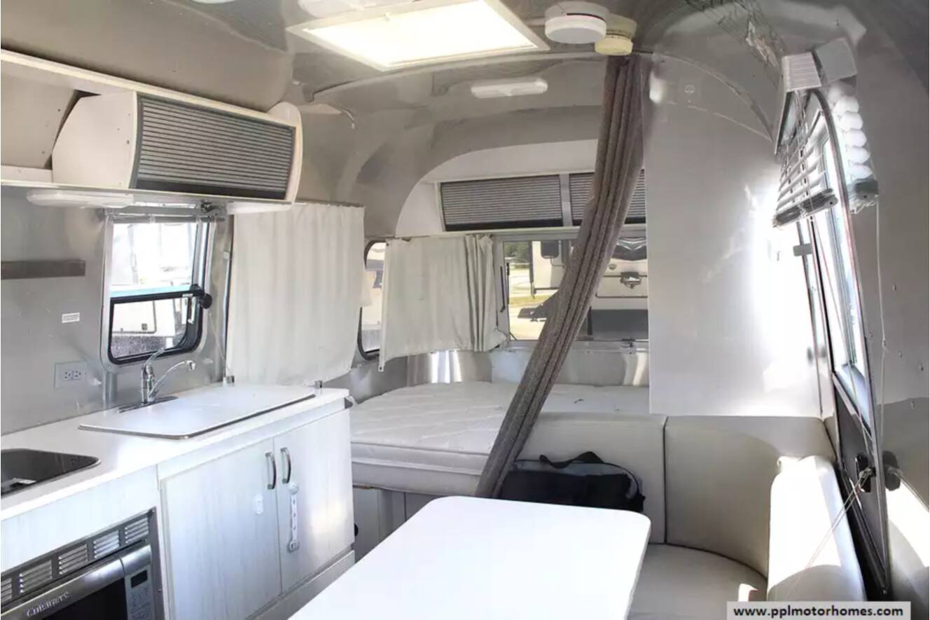 A photo of this 2018 Airstream Sport 22FB