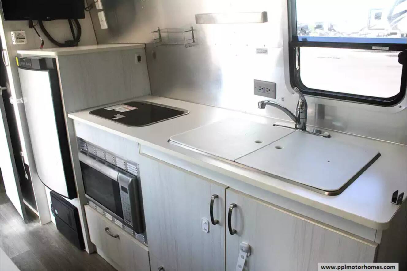 A photo of this 2018 Airstream Sport 22FB