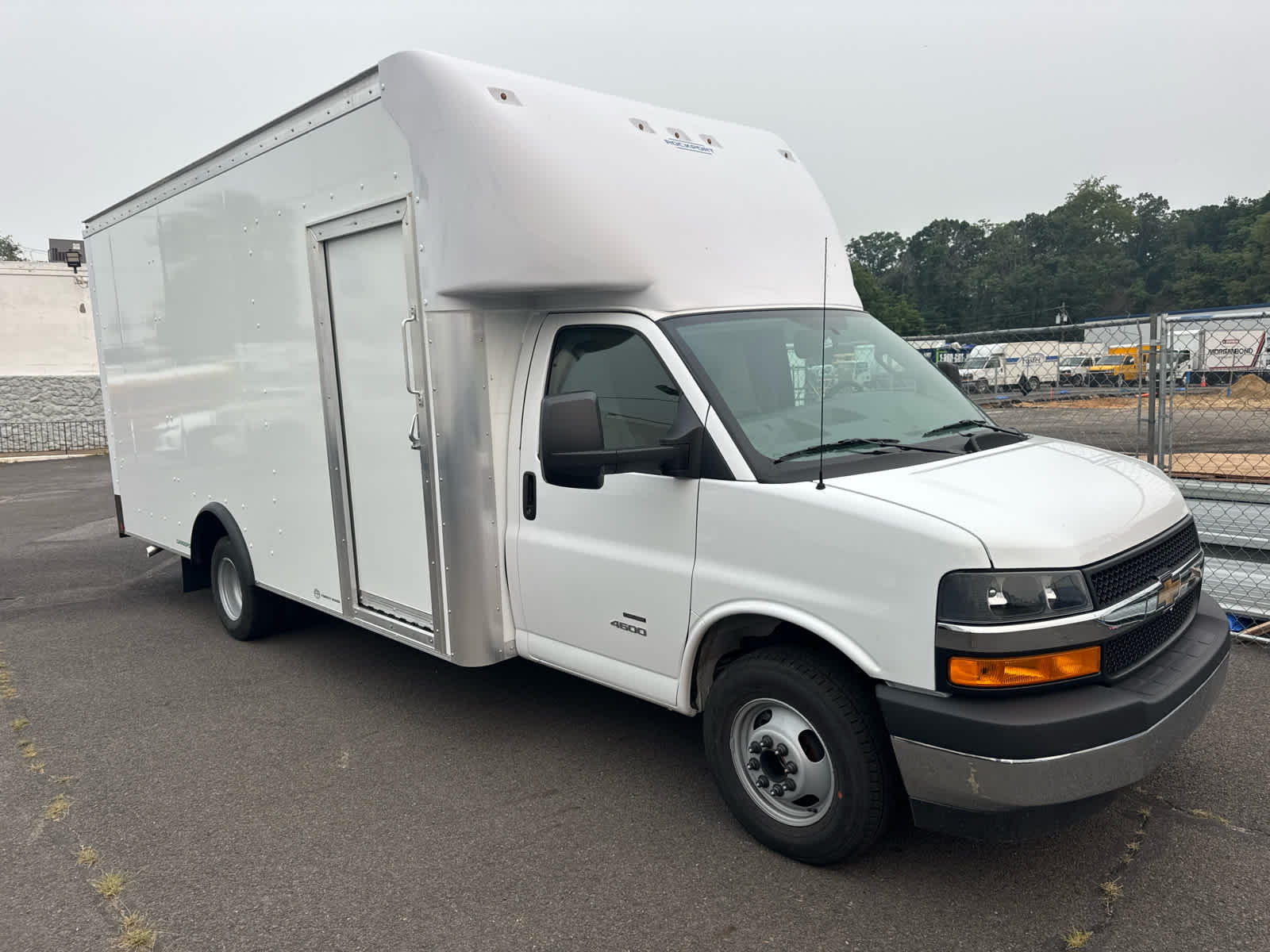 2026 CHEVROLET Express 4500 in Riverside, NJ