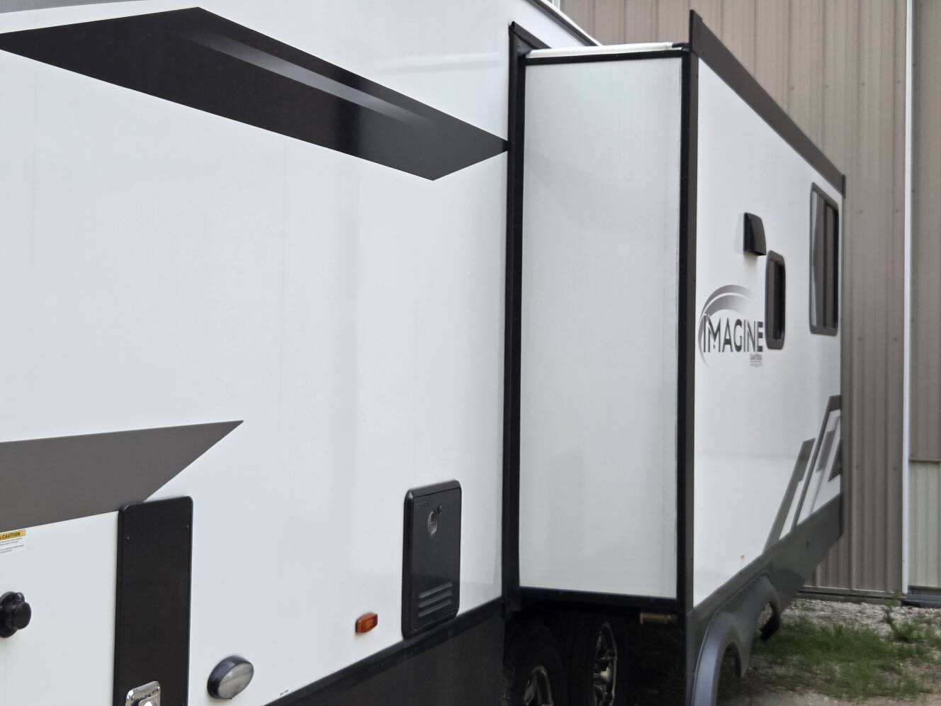 A photo of this 2024 Grand Design IMAGINE 3100RD
