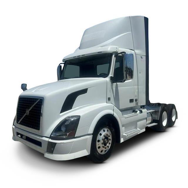 2015 VOLVO VNL300 in Fontana, CA