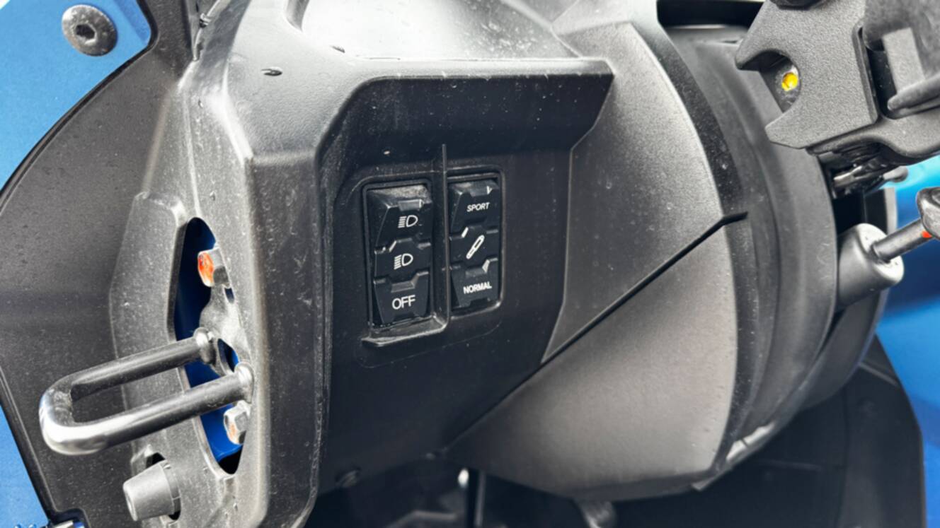 A photo of this 2024 Honda Talon 1000X FOX Live Valve