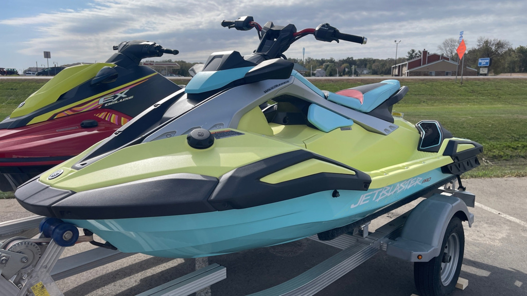 2025 Yamaha JETBLASTER PRO 3-Up PRO 3-UP in St Joseph, MN