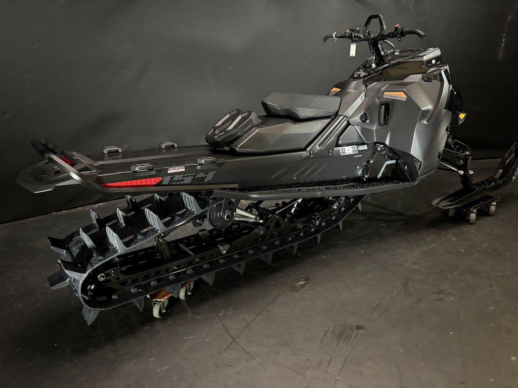 2026 Ski-Doo Summit Adrenaline With Edge Package 850 E-TEC Tu 850 E-TEC 146 2.5 in appleton WI
