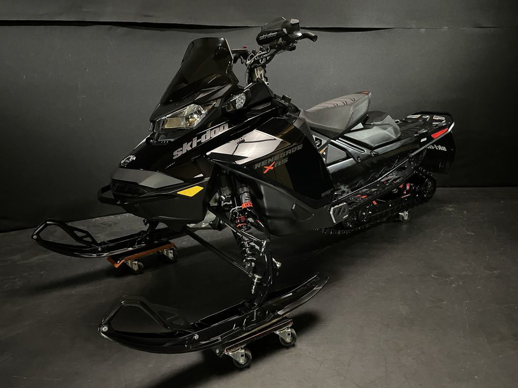 2022 Ski-Doo Renegade X-RS Rotax 850 E-TEC SS I. Rip. XT in appleton WI