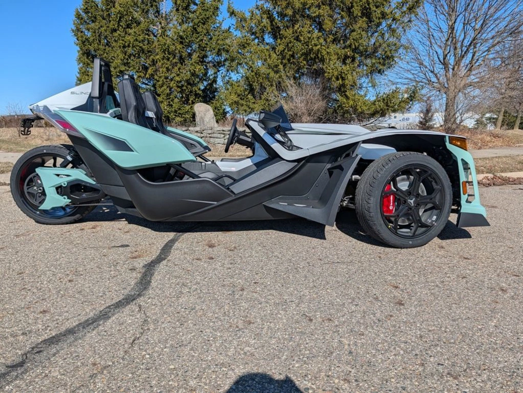 2026 Polaris Slingshot R AutoDrive