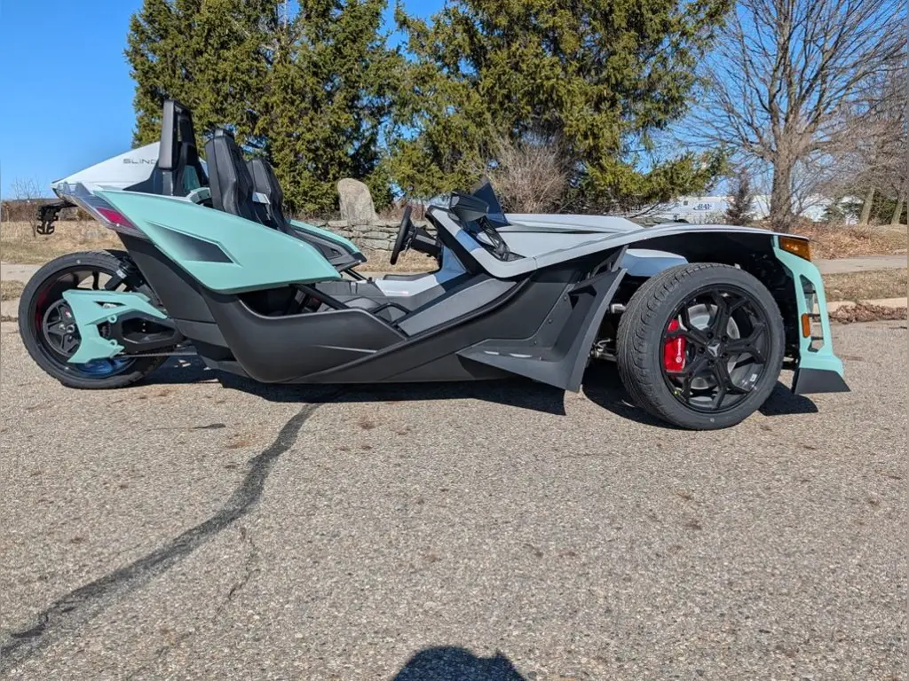 2026 Polaris Slingshot R AutoDrive