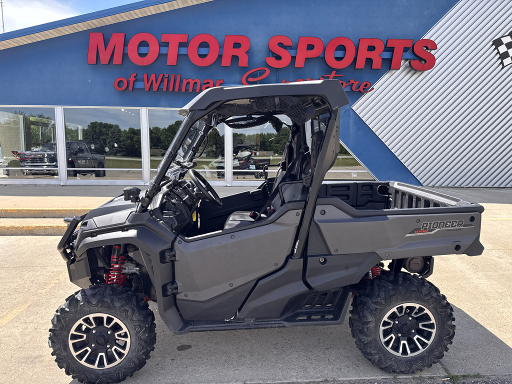 2017 Honda PIONEER 1000 LIMITED EDITION in willmar MN