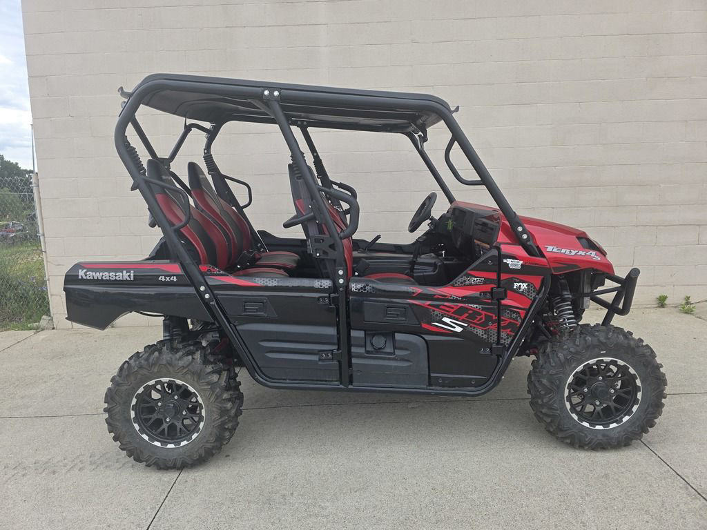 2022 Kawasaki Teryx4 S LE in coldwater MI