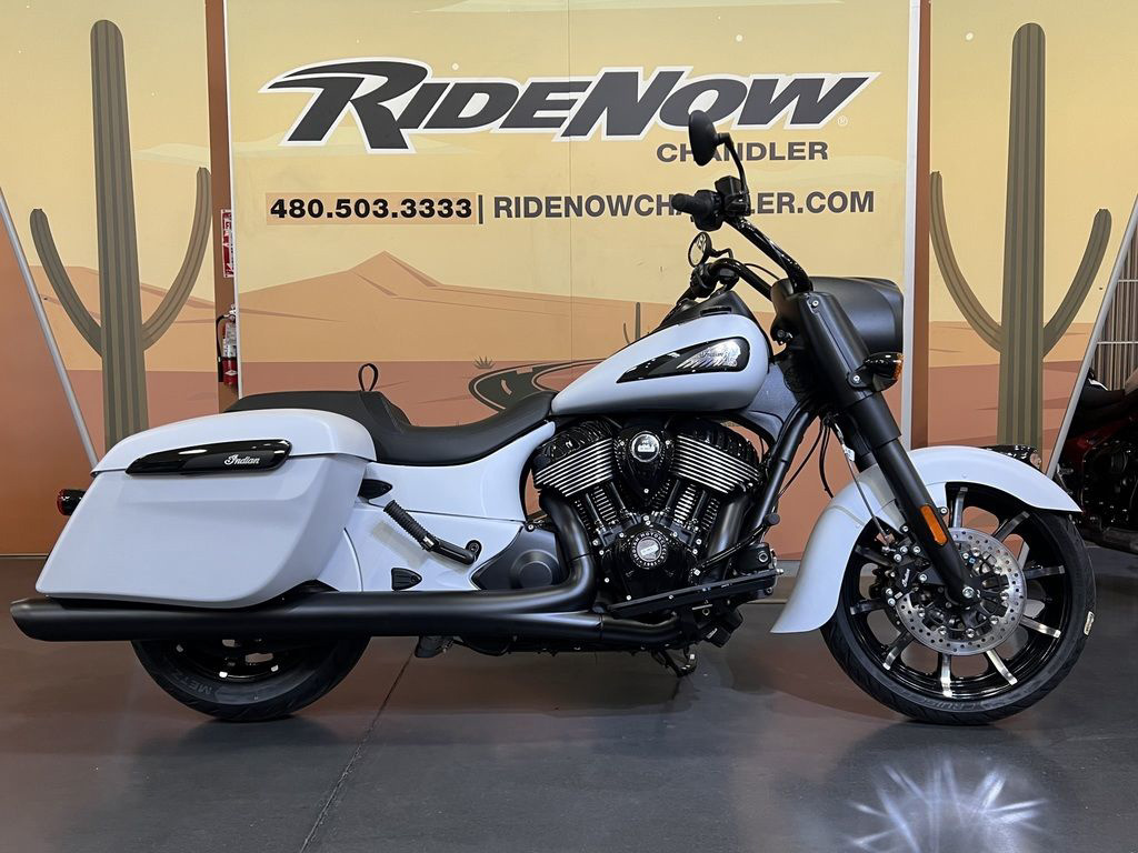 2026 Indian Springfield Dark Horse Ghost White Metallic Smok DARK HORSE in Chandler, AZ