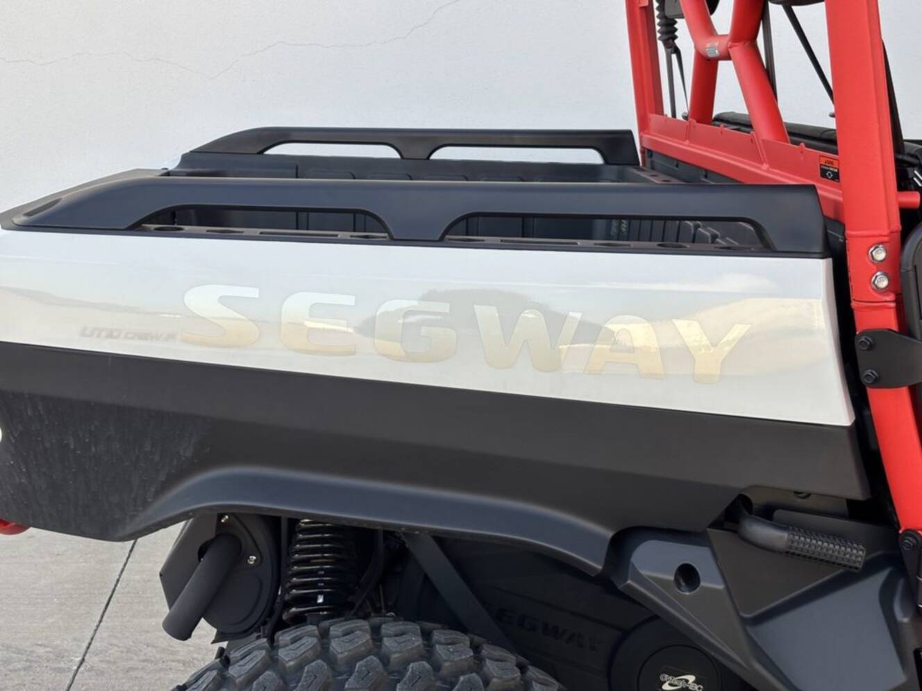 A photo of this 2025 Segway Powersports UT10 P CREW