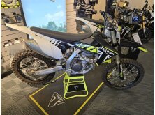 Triumph TF 250‑X Featured in James Bond Game 007 First Light image