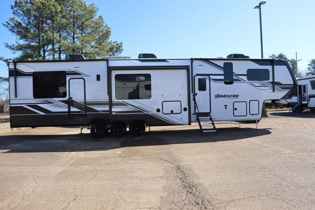 2025 Grand Design Momentum M-Class 414M in southaven MS