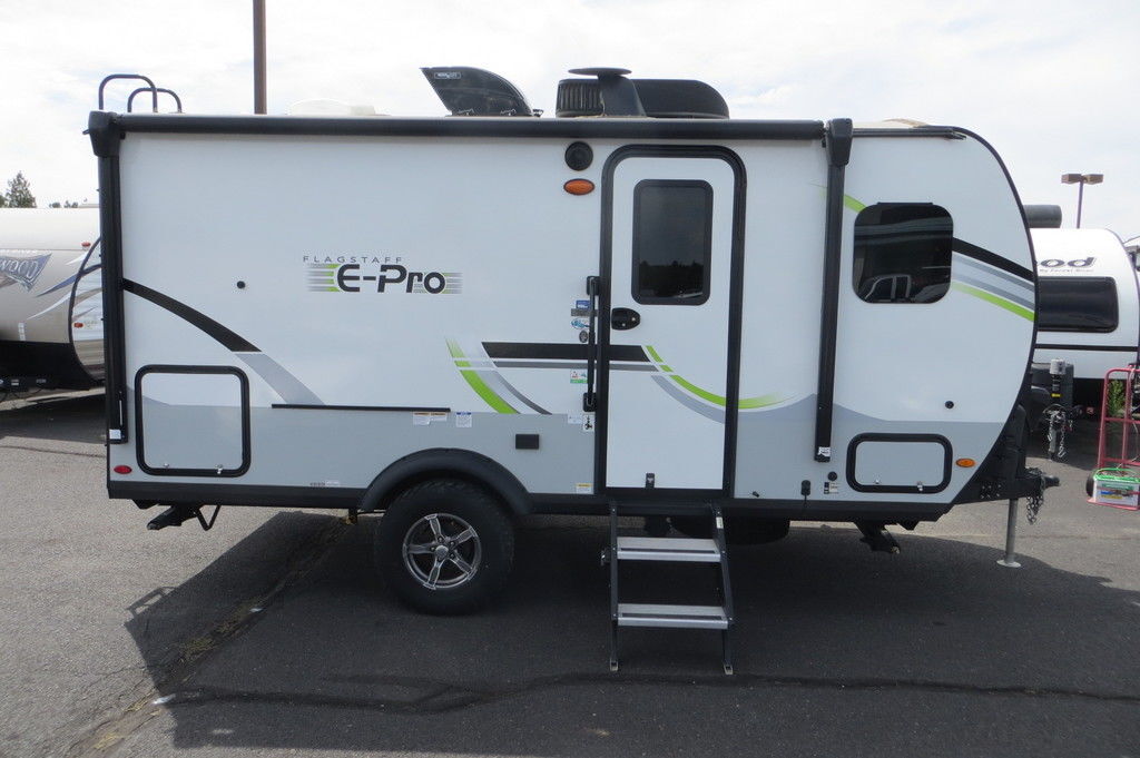 2022 Forest River Flagstaff E-Pro E16BH in deer park WA