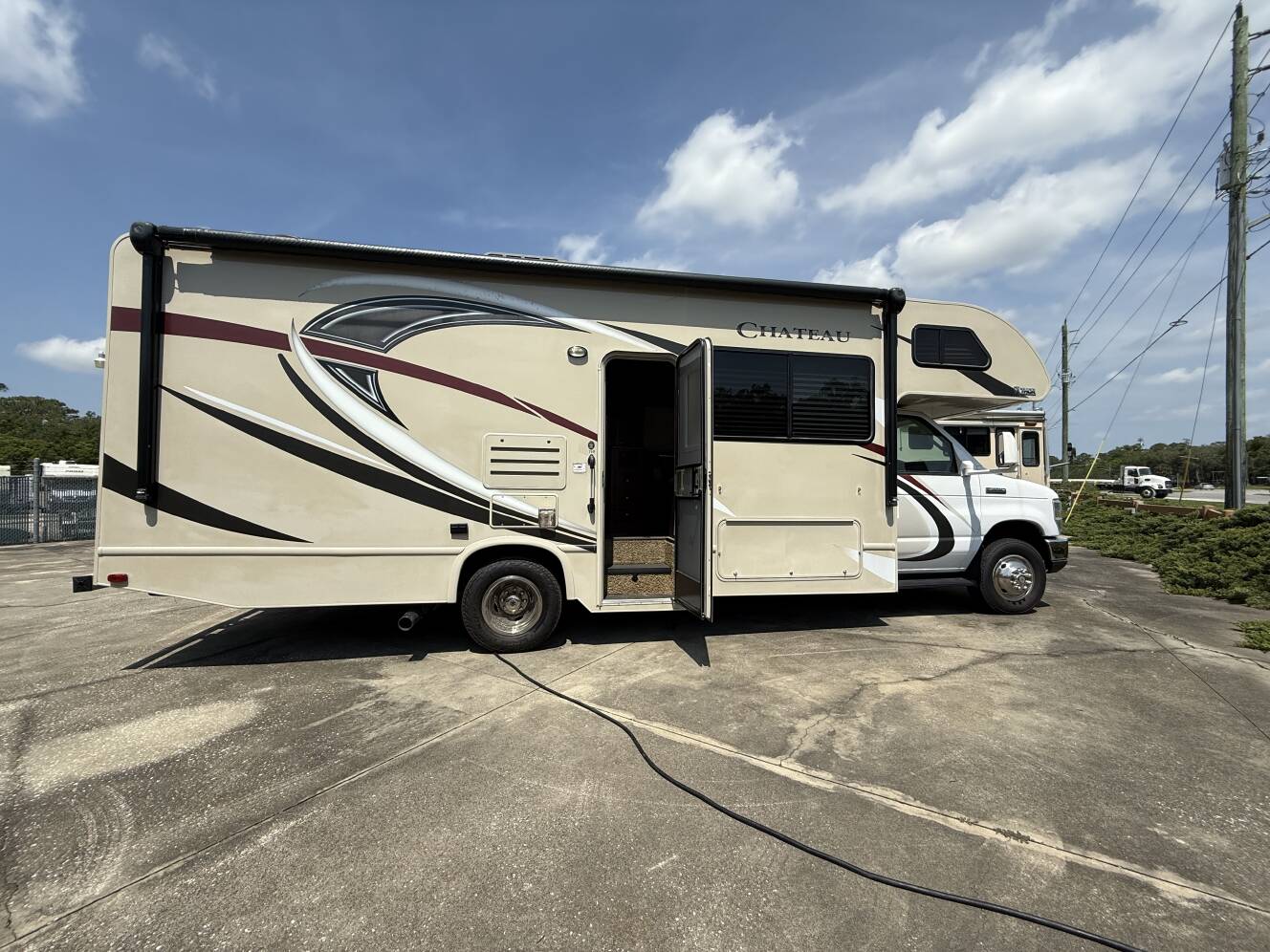 A photo of this 2017 Thor Motor Coach Chateau 26B