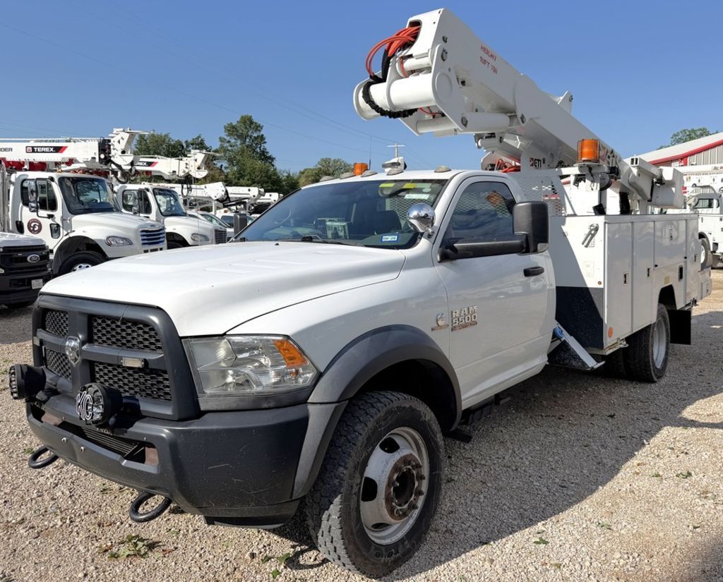 2017 ETI ETC37MH / Ram 5500 4x4 - Bucket Truck in Lindale, TX