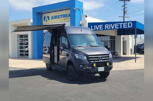 2025 Airstream Interstate 19X in midway city CA