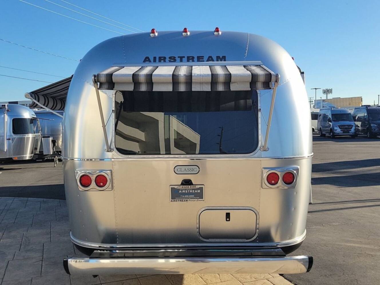 A photo of this 2026 Airstream Classic 33FB Queen