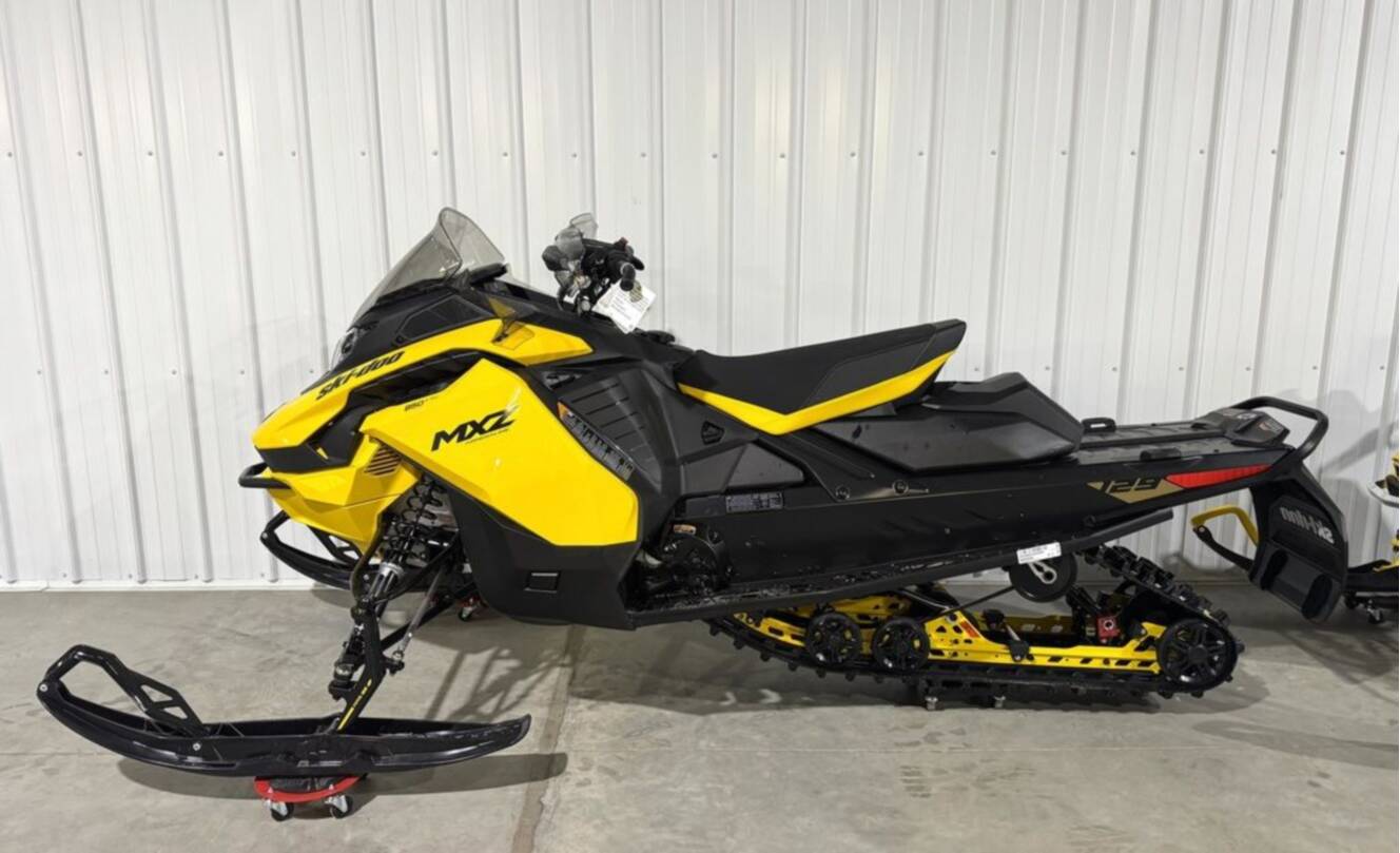 A photo of this 2025 Ski-Doo MXZ® Adrenaline® 850 E-TEC129 RipSaw 1.25_Yellow
