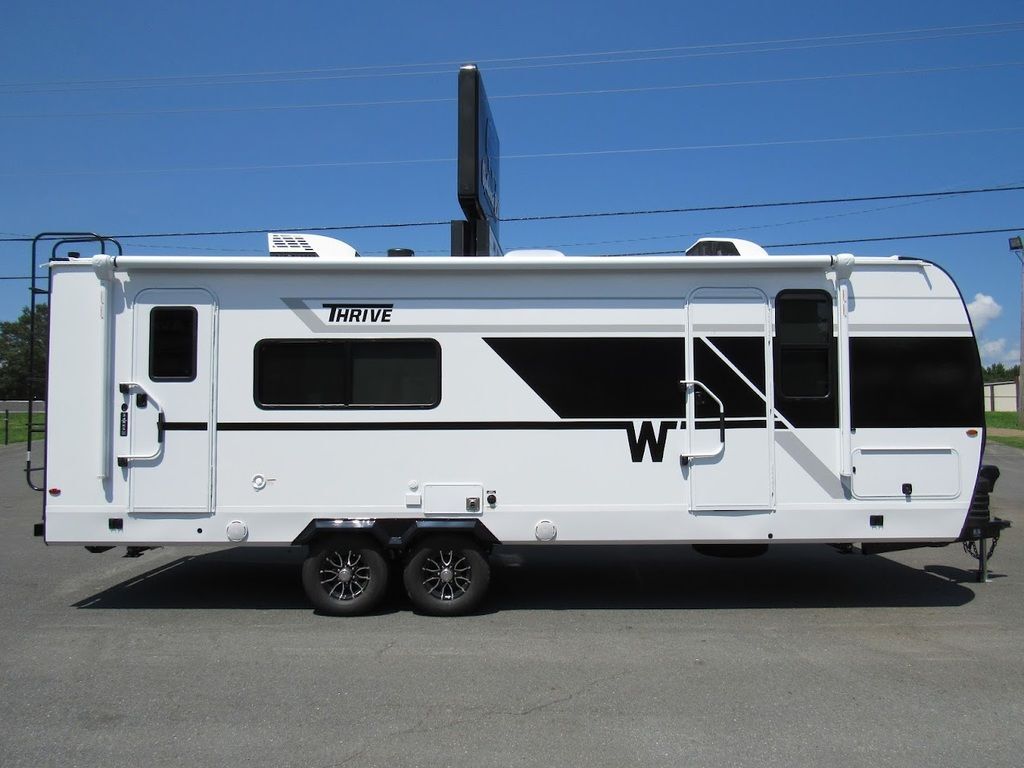 2026 Winnebago Thrive 24RKS RV