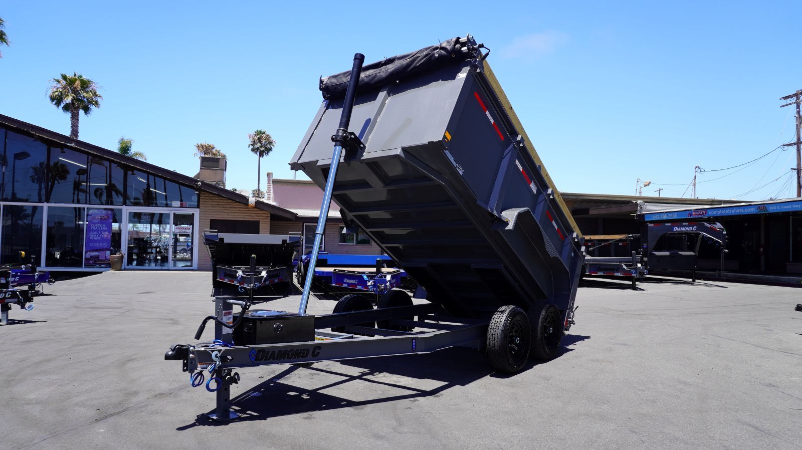 2025 Diamond C MDT 12'X77'' MEDIUM DUTY TELESCOPIC JUNK REMOVAL DUMP T in Oceanside, CA