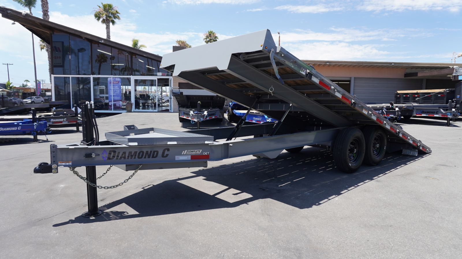 2023 Diamond C DET 20' 14.9K GVWR EQUIPMENT TILT TRAILER in Oceanside, CA