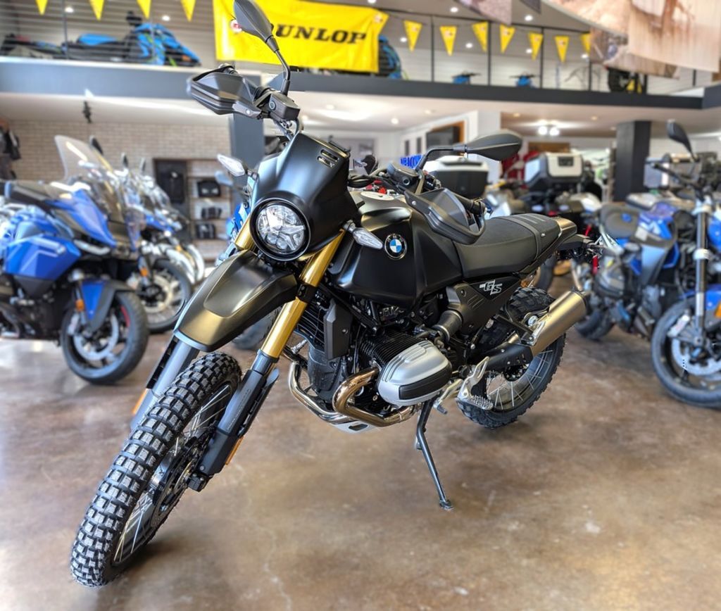 2026 BMW R 12 G/S Night Black Matte G/S in Sturgis, SD