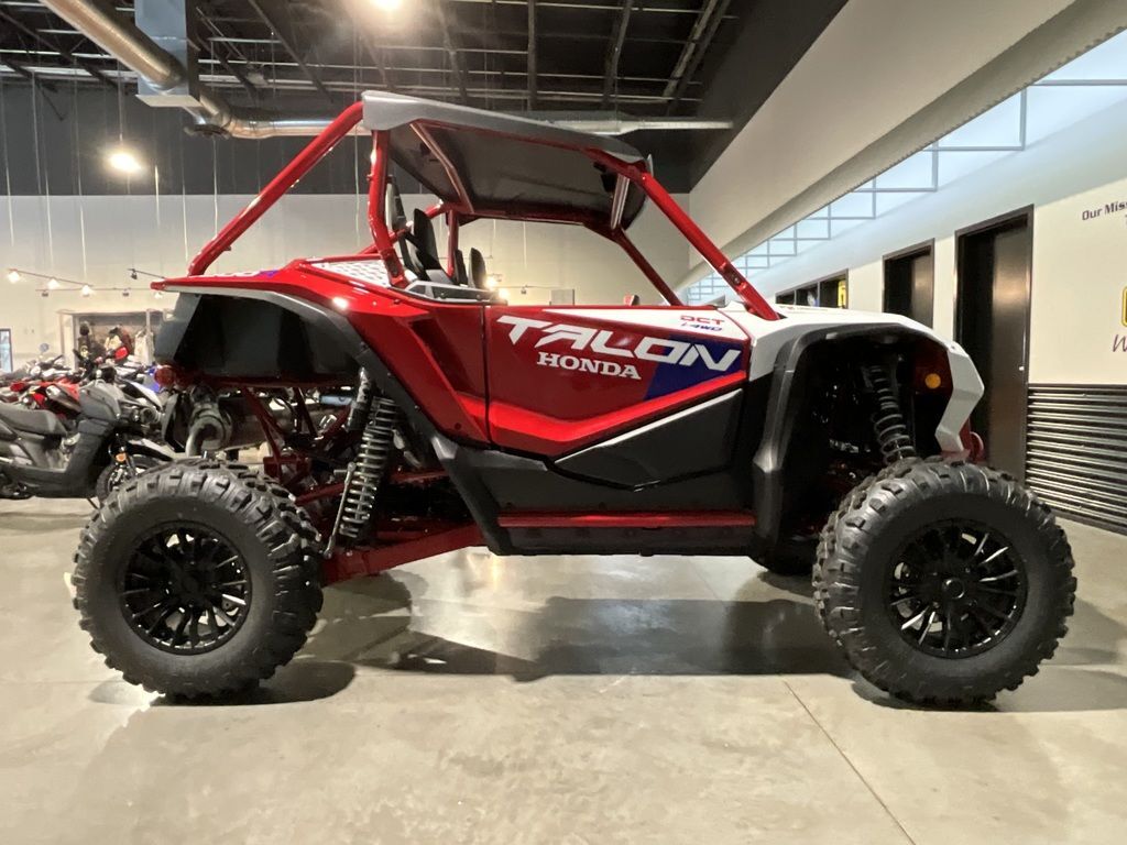 2026 Honda® Talon 1000R FOX Live Valve in cedar rapids IA