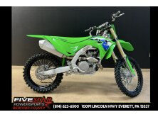 Kawasaki Looks Forward with the ZX1100 SE image