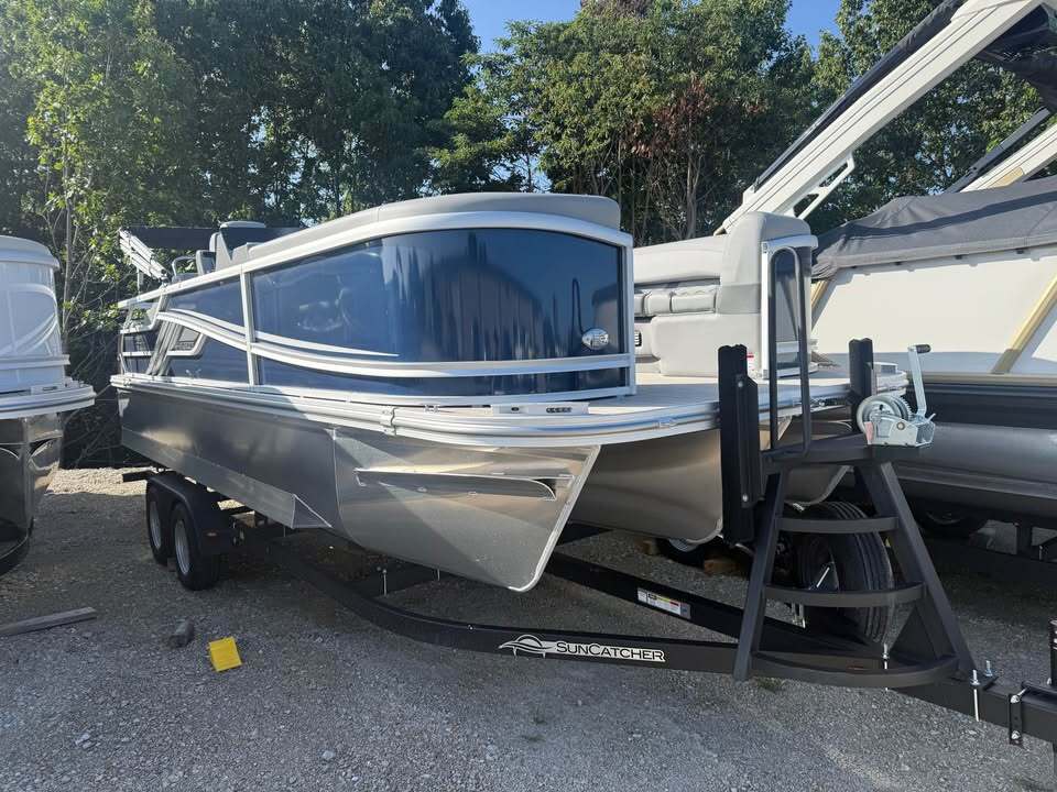 2026 Suncatcher FUSION 322SS 324SS in branson west MO