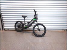 4 Electric Bicycles For Beginners image