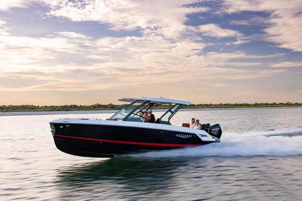2027 Monterey ELITE 30 OB BOWRIDER 27 in bradenton FL