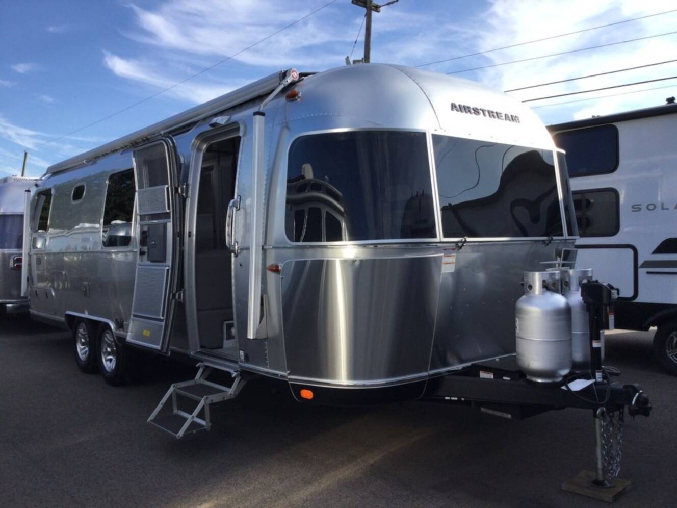 A photo of this 2026 Airstream Classic 28RB