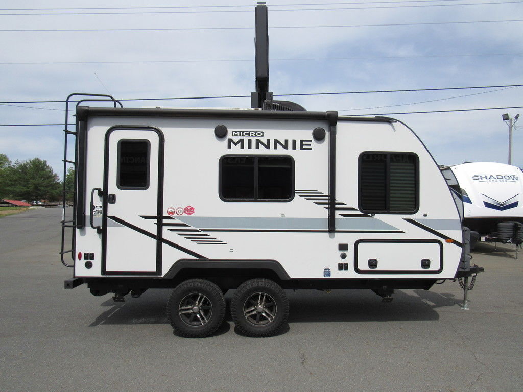 2022 Winnebago Micro Minnie 1708FB RV