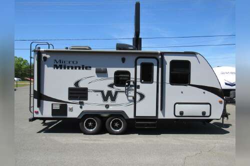 2018 Winnebago Minnie Micro 2108DS in albemarle NC