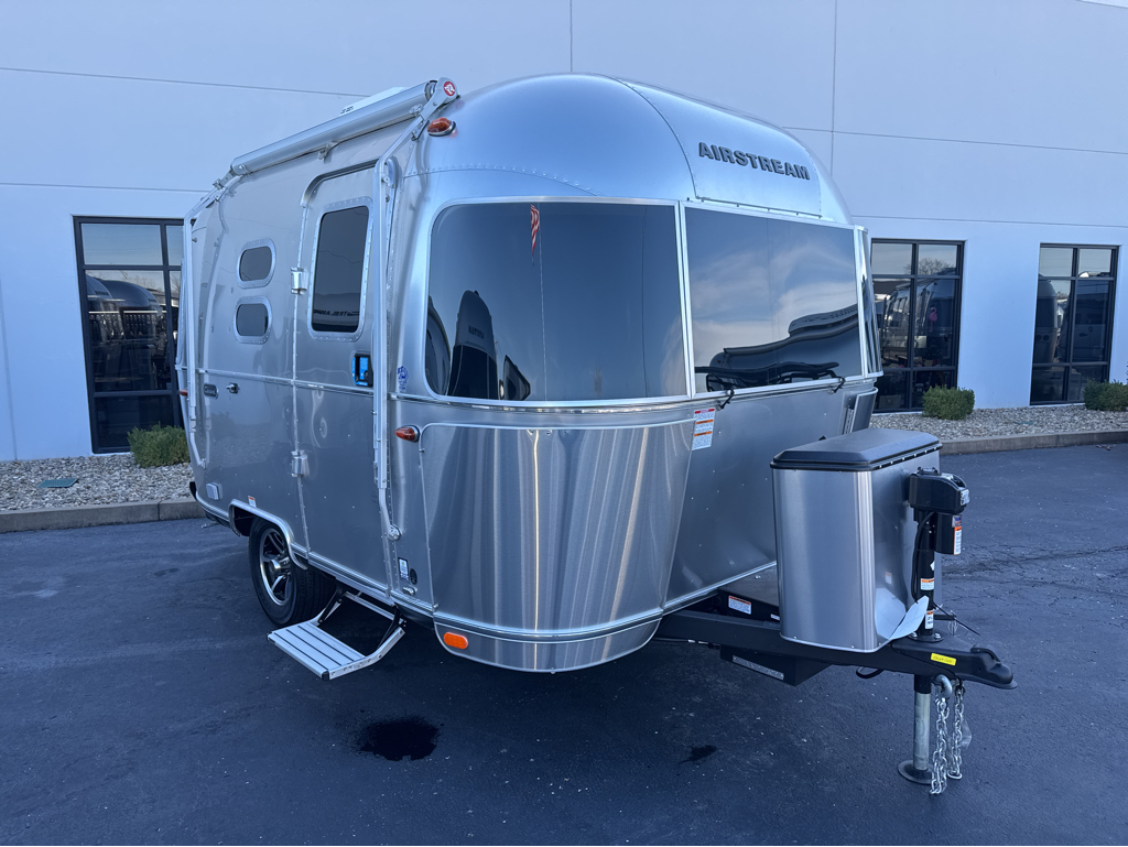 2026 Airstream CARAVEL 16RB in wentzville MO
