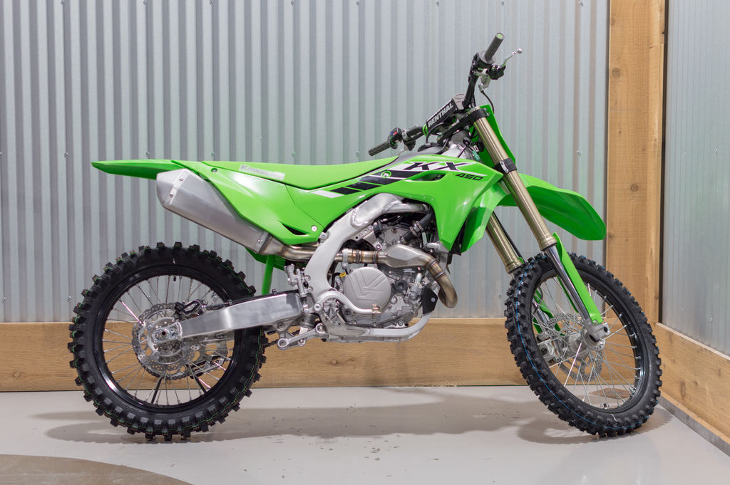 2025 Kawasaki KX 450 450 in Dunmore, PA