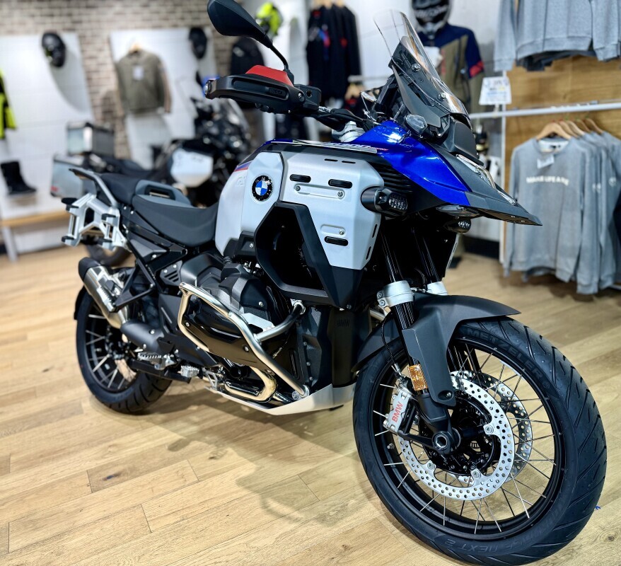 2026 BMW MOTORRAD R 1300 GS Adventure in Santa Maria, CA