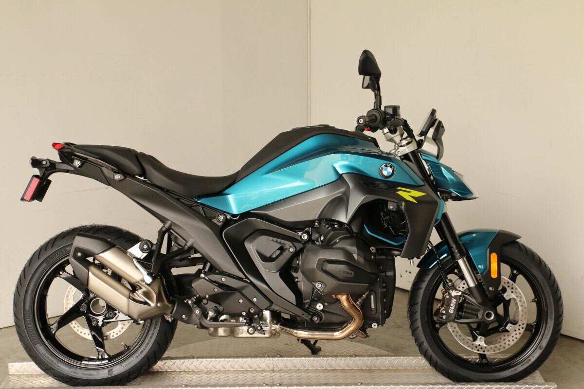 2026 BMW MOTORRAD R 1300 R in San Diego, CA
