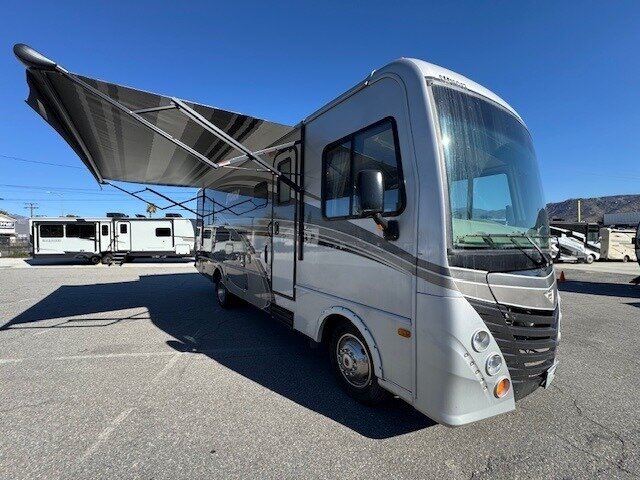2016 Fleetwood STORM 28MS in banning CA